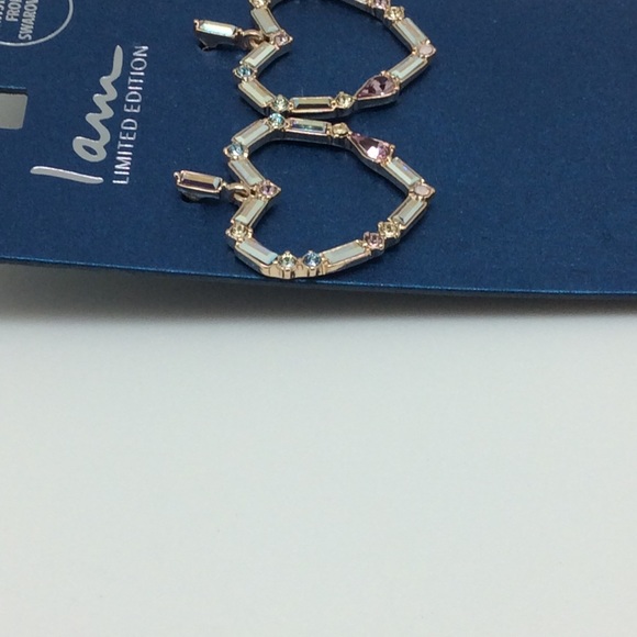 Heart Shape post Earrings with Swarovski Crystal’s - Picture 3 of 5